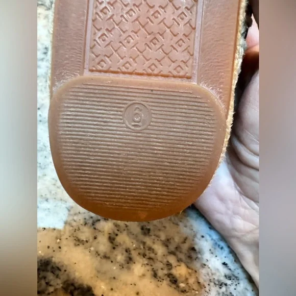 Tory Burch Rhea Lace Blue Espadrilles flats/shoes in great condition. Size 6 - Picture 6 of 8